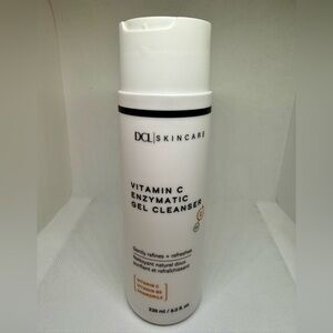 Vitamin C Enzymatic Gel Cleanser - White